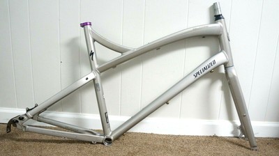 globe carmel bike price